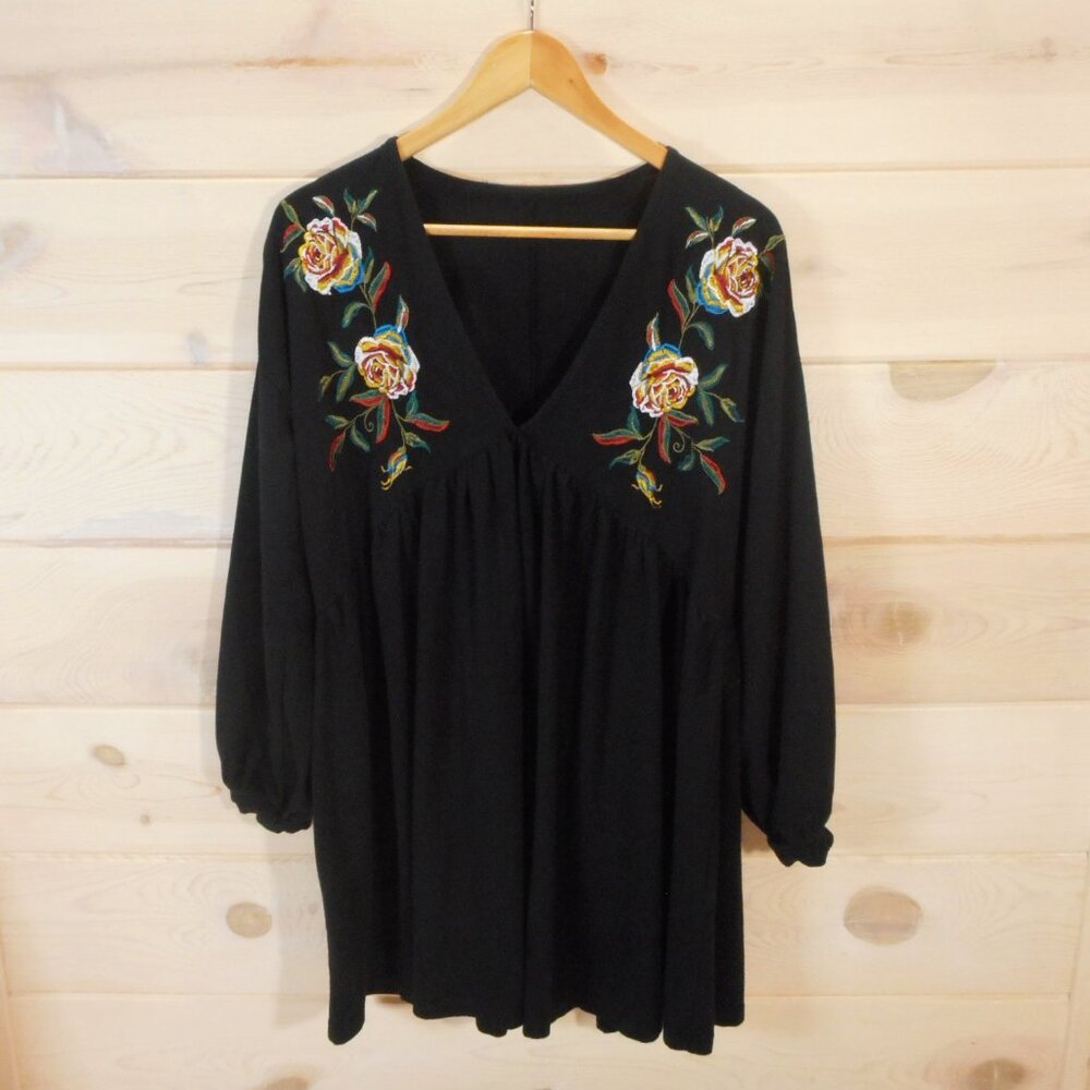 ASOS Women's size 6 Embroidered Tunic Blouse Floral Deep V-neck Long Sleeve